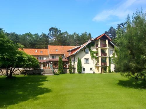 Country Holiday Hotel