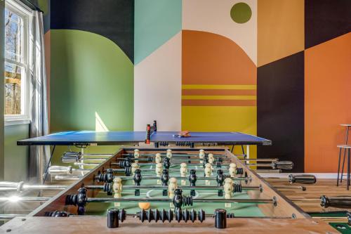 Secluded 5BR Stay,HotTub,Sauna,GameRoom,FirePit