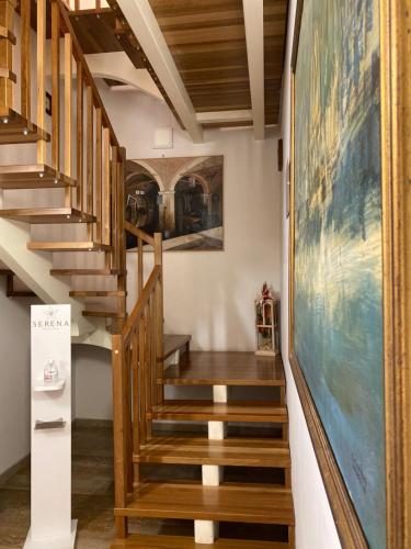 Вхід, Serena Rooms in Solofra