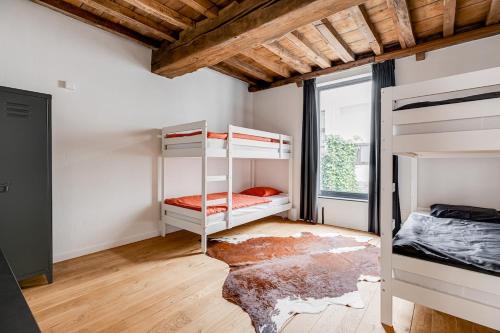 Beautiful spacious Loft in the Heart of Antwerp, Amberes (foto 8)