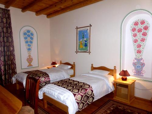 Hovli Poyon Hotel
