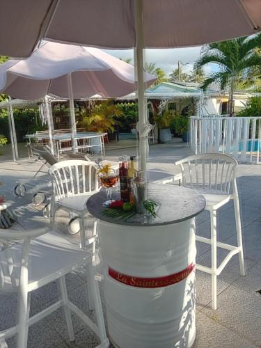 La Sainte Rosienne pomme cannelle in סיינט רוז