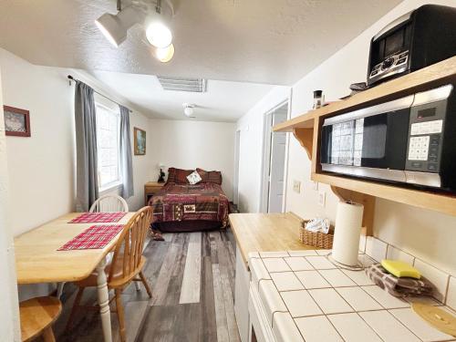 Pine Knot Guest Ranch