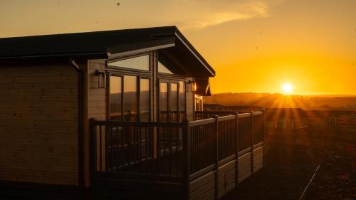 Lost Shore Surf Resort Lost Shore Surf Resort