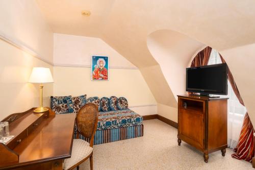 Festa Winter Palace Hotel - image 4