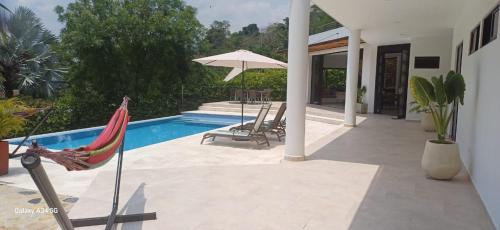 Villa La Morenita in Anapoima