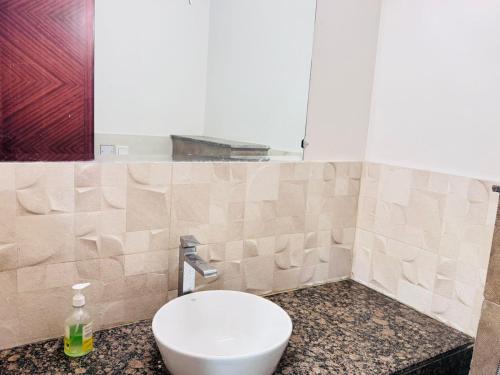 Two Bedroom Apartment in Gold Crest Mall - DHA Lahore - image 12