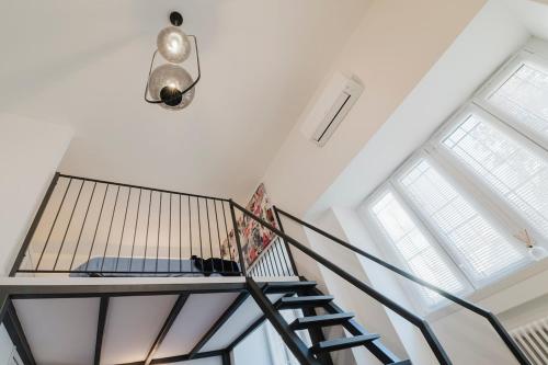 Casa in Palazzo Liberty - Centrale e Ben collegato, Milán (fotografie 9)