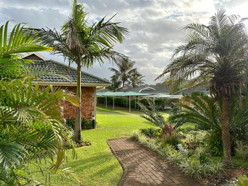 Lovely 3 bedroom holiday home with ocean view in Southbroom