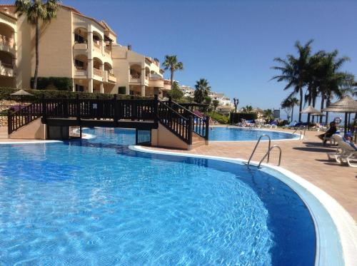 Apartamento Alta Loma with bbq, sea views, pool, WiFi sleeps 6
