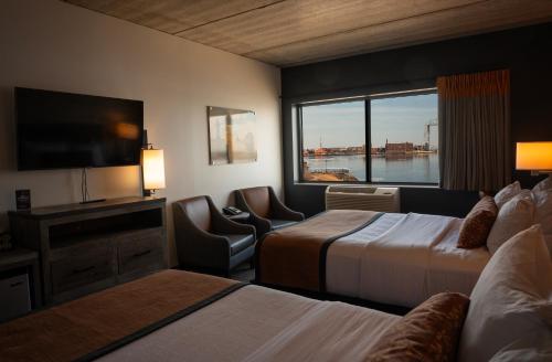 Pier B Resort - image 8