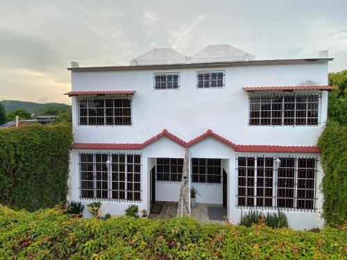 Casa X16 persona, Flores