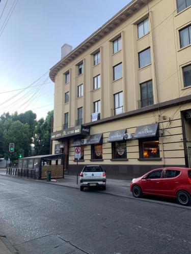 Departamento varas frente plaza