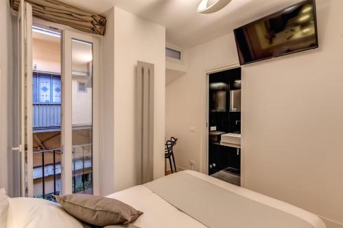 Orange Suites - main image