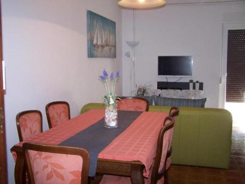 Three-Bedroom Apartment image 10