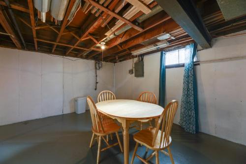 4-Bedroom Cincinnati Vacation Rental! in Forest Park (OH)