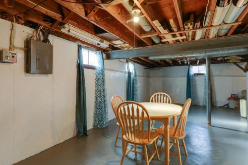4-Bedroom Cincinnati Vacation Rental! in Forest Park (OH)