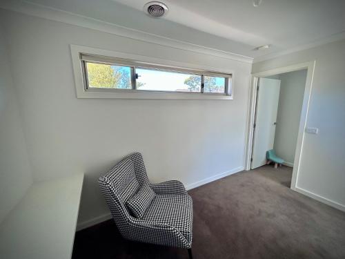 المرافق, Private second-floor suite near Knox Westfield! in Wantirna