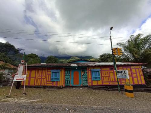 Hotel y Estadero Los Colores in Cuitiva