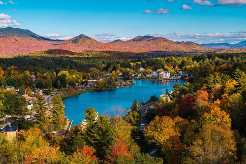 voco Saranac Lake NY - Waterfront by IHG