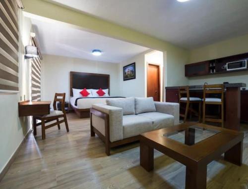 Hotel Colonial Acopinalco Inn