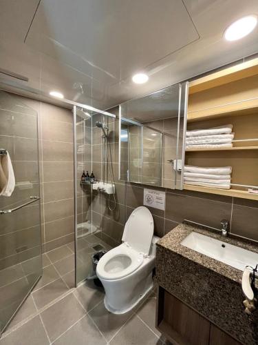 room detail thumbnail 2