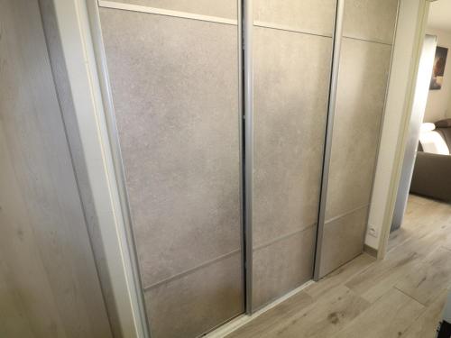 Apartment image 9