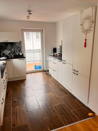 纽伦堡90455超舒适全套家具95平两室一厅大面积自住公寓