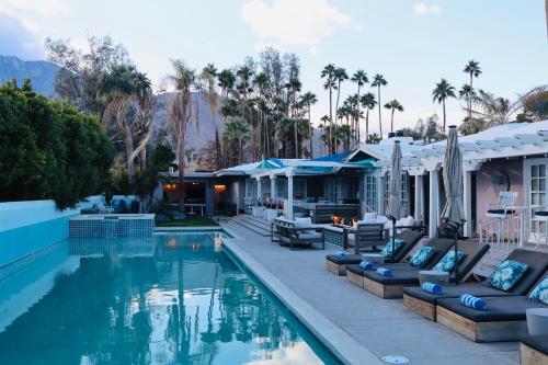 Near Downtown Palm Springs, 7 BD 7 BTH, 80FT Pool, Pickleball in Palm Springs, USA