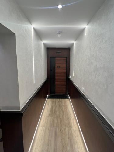 Flat 302, Le Caire