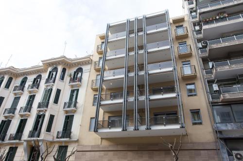 Entrance, Polis Apartments in Thessaloniki