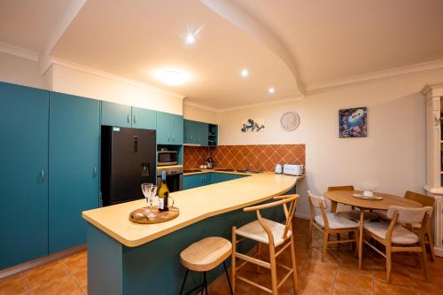 Riverside Retreat - Your Window to Nature-close to HOSPITAL in Douglas (QLD)