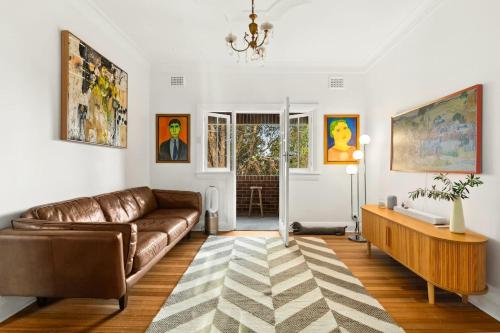 'Haus of Art' Mid-Century Modern by Coogee Beach - image 10