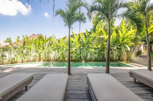 Elegant 1-BR Loft with Art Deco Vibe Shared Pool — other in Jalan Munduk Kedungu No.8 Studio 3 Beach Alcove, Canggu Indonesia, 80351