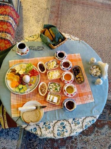 Homeros Pension & Guesthouse - image 2