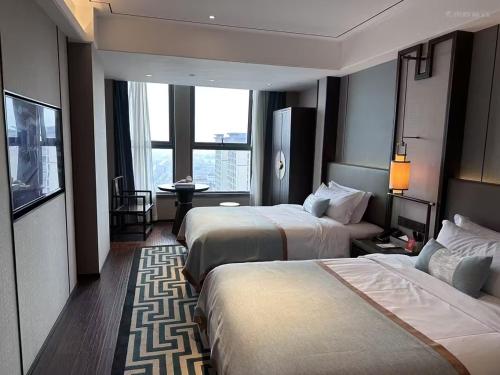 Till Bright Hotel Huaihua High-speed Railway South Station Wanda Plaza – Huaihua, KY