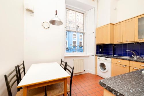 JOIVY Charming Flat near St Giles, Edinburgh (Foto 10)