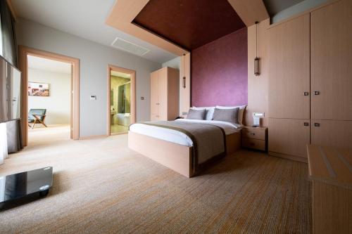 Avec Hotel Avec Hotel