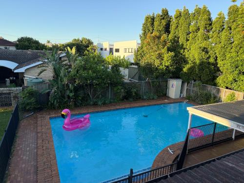4BR big family house with huge pool