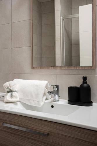 Apartamento Premium Plaza Castilla WiFi y  Metro - image 13