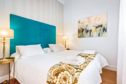 Three-Bedroom Apartment image 5