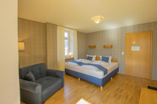 Ferien Residenz Thüringer Wald Room Type - Deluxe Double Room (2 Adults + 1 Child)