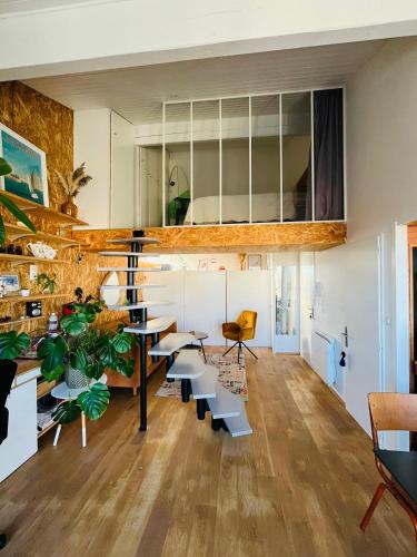 Le Nid - Duplex atypique avec vue sur les toits, Bordeaux (photo 2)