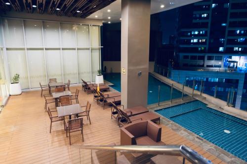 Cozy Flat at Makati s Coolest St Cozy Flat at Makati s Coolest St