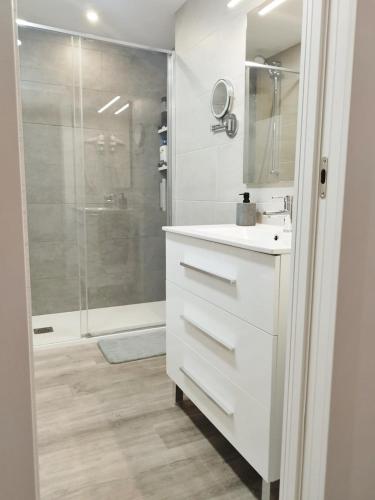 Apartamento céntrico con piscina Neptuno - image 3