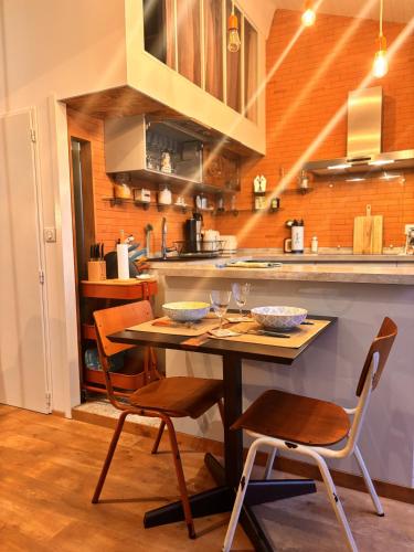 Le Nid - Duplex atypique avec vue sur les toits, Bordeaux (photo 7)