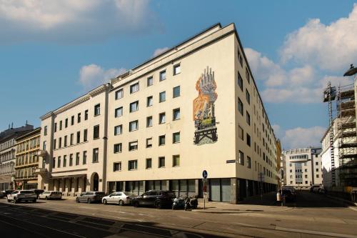 Livin Apartments - T75a 4