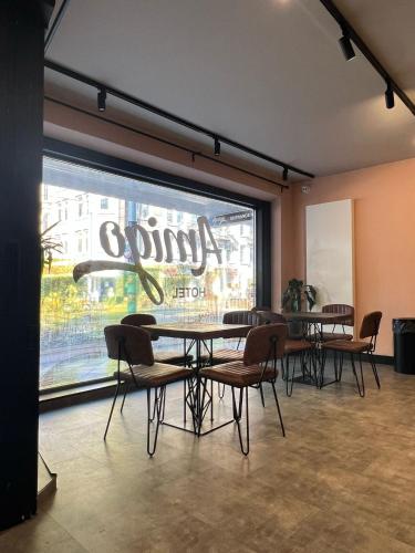 Amigo Hotel - image 7