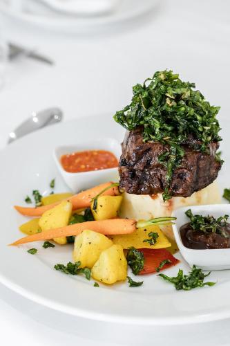 Ételek és italok, Point R40 Lodge - Conference, Self Catering & Spa in Dykrus