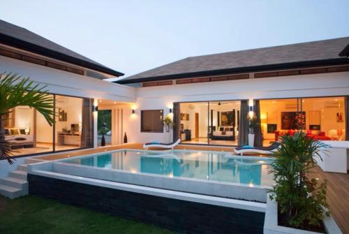 %name Evaluna Villa ภูเก็ต